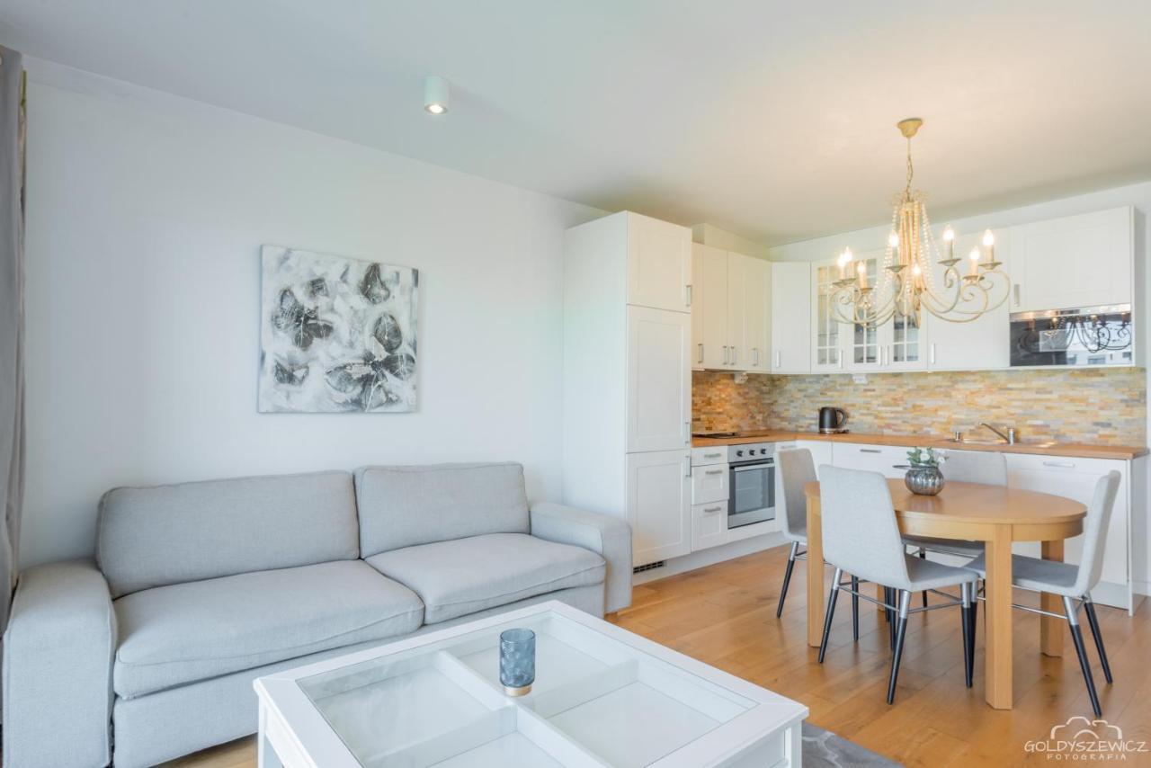 Horyzont Apartamenty -Apartament Willa Karl- Blisko Centrum Kolobrzeg Ngoại thất bức ảnh